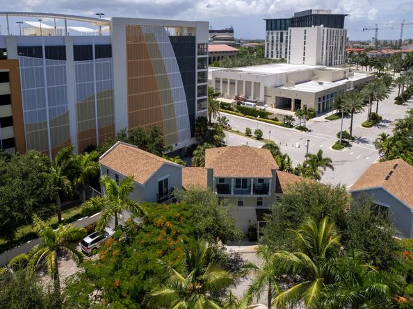 1101 Florida Avenue, West Palm Beach FL 33401