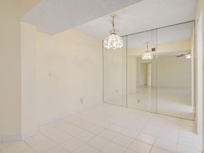 3810 Via Poinciana 404, Lake Worth FL 33467