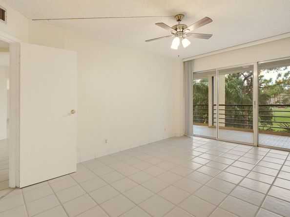 3810 Via Poinciana 404, Lake Worth FL 33467