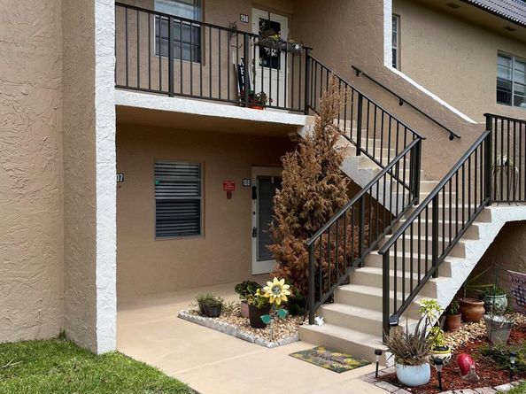 100 Lake Meryl Drive 102, West Palm Beach FL 33411
