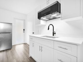 725 81st St, Miami Beach FL 33141