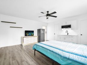 725 81st St, Miami Beach FL 33141