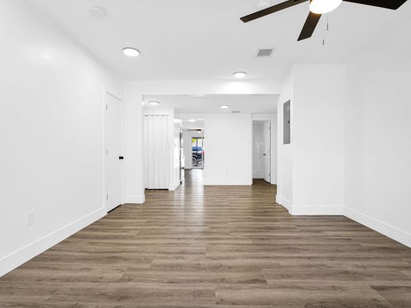 725 81st St, Miami Beach FL 33141