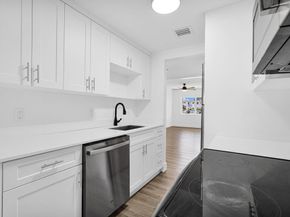 725 81st St, Miami Beach FL 33141