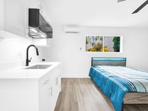 725 81st St, Miami Beach FL 33141
