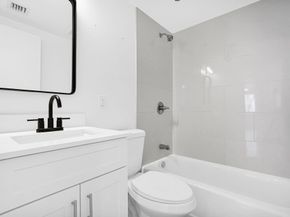 725 81st St, Miami Beach FL 33141