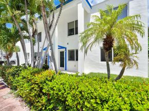 725 81st St, Miami Beach FL 33141