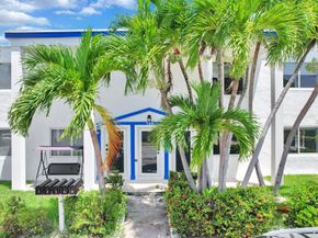 725 81st St, Miami Beach FL 33141