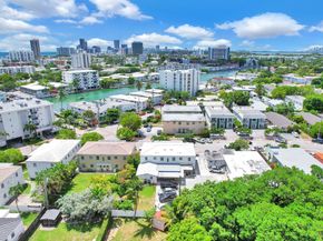 725 81st St, Miami Beach FL 33141