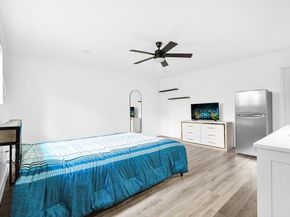 725 81st St, Miami Beach FL 33141