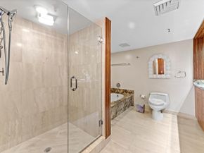 2480 Presidential Way 603, West Palm Beach FL 33401