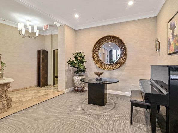2480 Presidential Way 603, West Palm Beach FL 33401