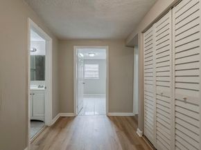 19710 NW 11th Ct, Miami FL 33169