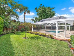 12 Bentwood Road, Palm Beach Gardens FL 33418