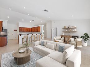 12 Bentwood Road, Palm Beach Gardens FL 33418