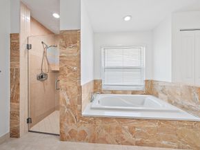 12 Bentwood Road, Palm Beach Gardens FL 33418