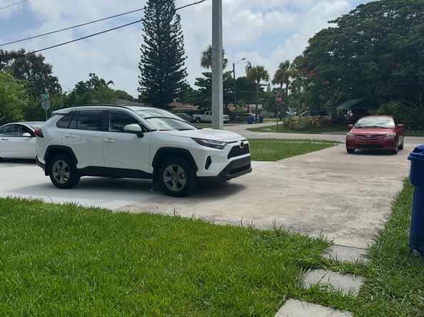 1698 NE 181st St, North Miami Beach FL 33162