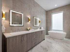 800 Bond Way, Delray Beach FL 33483