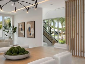 800 Bond Way, Delray Beach FL 33483