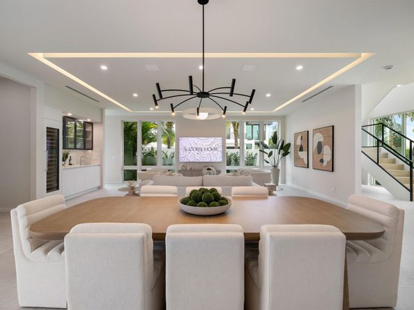 800 Bond Way, Delray Beach FL 33483