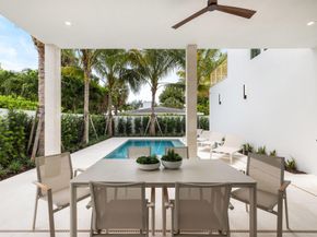 800 Bond Way, Delray Beach FL 33483