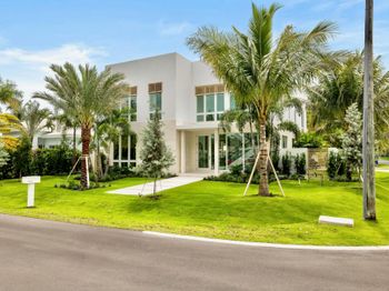 800 Bond Way