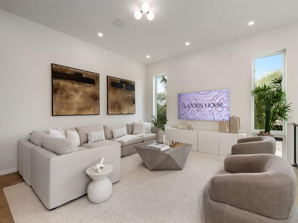 800 Bond Way, Delray Beach FL 33483