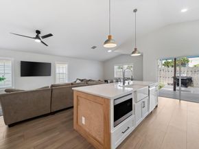 2540 NW 80th Avenue, Margate FL 33063