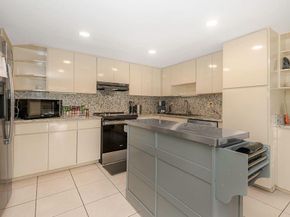 331 DEERCREEK WILDWOOD CI S Wildwood Circle 331, Deerfield Beach FL 33442