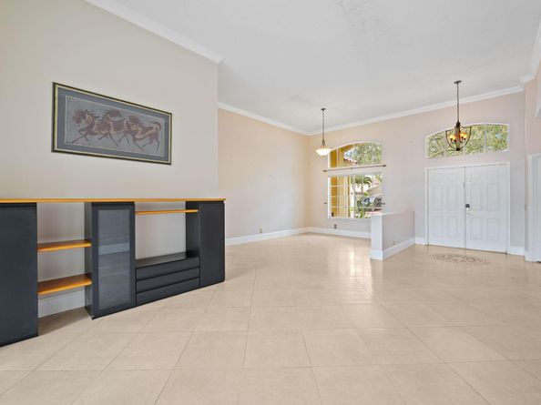 833 Heritage Drive, Weston FL 33326