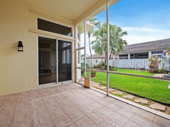 833 Heritage Drive, Weston FL 33326