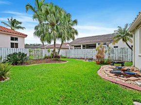 833 Heritage Drive, Weston FL 33326