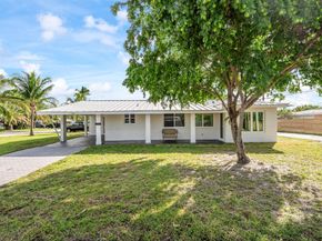 300 NE 43rd St, Oakland Park FL 33334