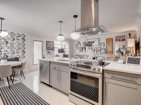 274 Capri F, Delray Beach FL 33484