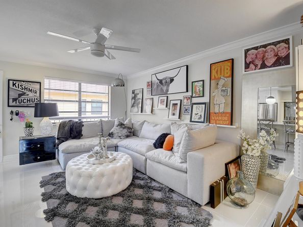 274 Capri F, Delray Beach FL 33484