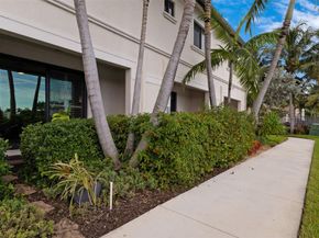 4218 N Dixie Hwy 64, Oakland Park FL 33334
