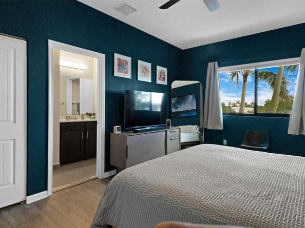 4218 N Dixie Hwy 64, Oakland Park FL 33334