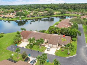 8 Camden Ln, Boynton Beach FL 33426