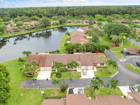 8 Camden Ln, Boynton Beach FL 33426