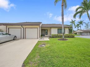 8 Camden Ln, Boynton Beach FL 33426