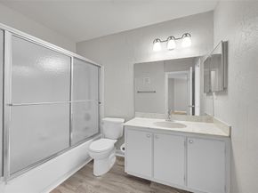 8 Camden Ln, Boynton Beach FL 33426