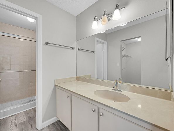 8 Camden Ln, Boynton Beach FL 33426