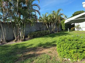 110 NW 24th Ct, Pompano Beach FL 33064