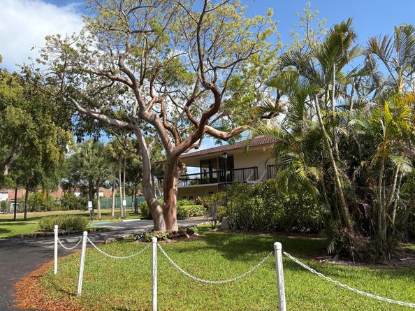 5280 NW 2nd Avenue 412, Boca Raton FL 33487