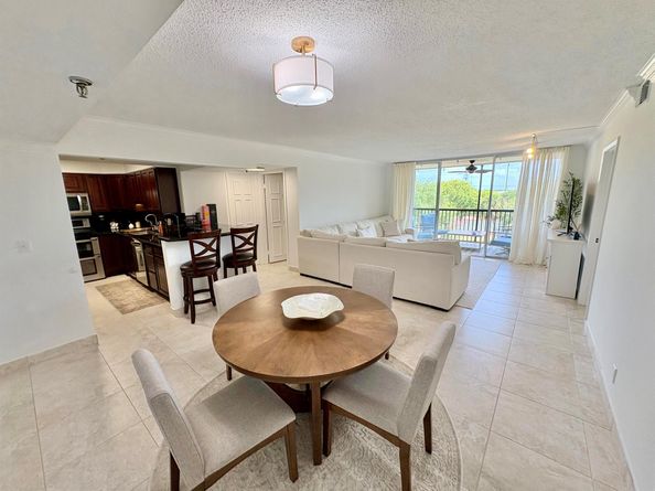 5280 NW 2nd Avenue 412, Boca Raton FL 33487