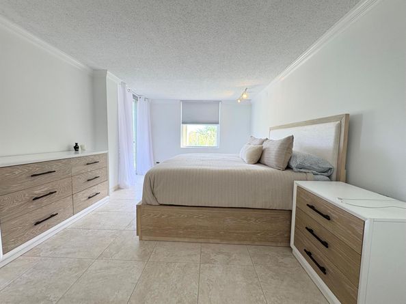 5280 NW 2nd Avenue 412, Boca Raton FL 33487