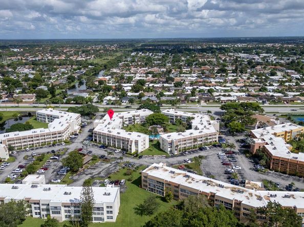 6850 Royal Palm Blvd 306 G, Margate FL 33063