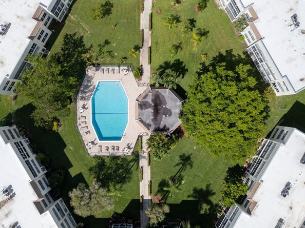 6850 Royal Palm Blvd 306 G, Margate FL 33063