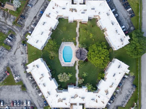 6850 Royal Palm Blvd 306 G, Margate FL 33063