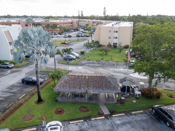 6850 Royal Palm Blvd 306 G, Margate FL 33063